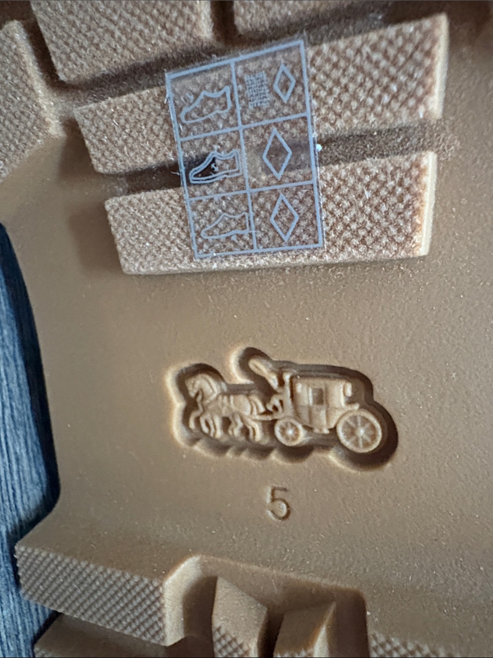NWT Coach Brynn Raffia Sandals Natural Straw Gold Hardware Velcro Straps Size 5 - Picture 9 of 11